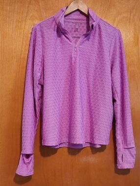 Vively Athletic Pullover Textured Fabric Hand Warmers